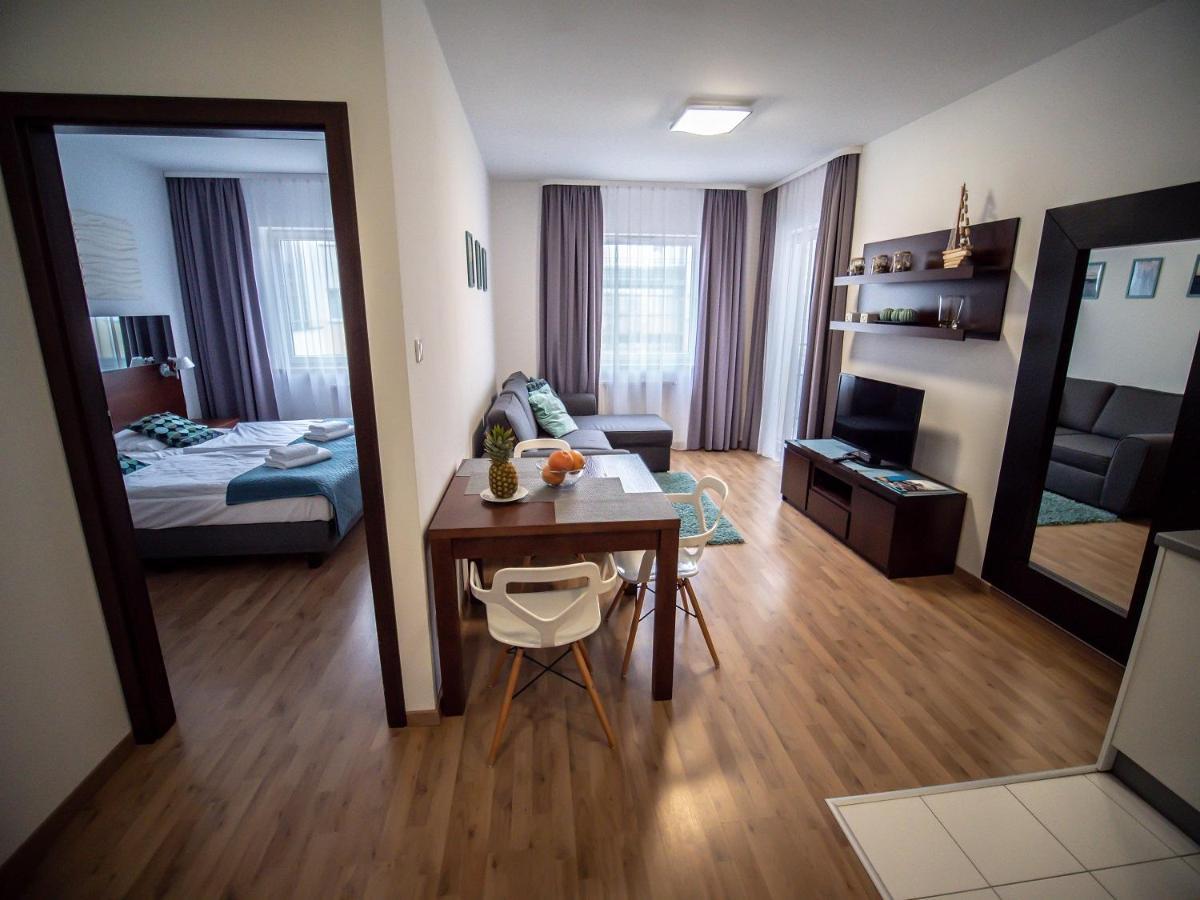 Atrium Sarbinowo Na Fali Buitenkant foto