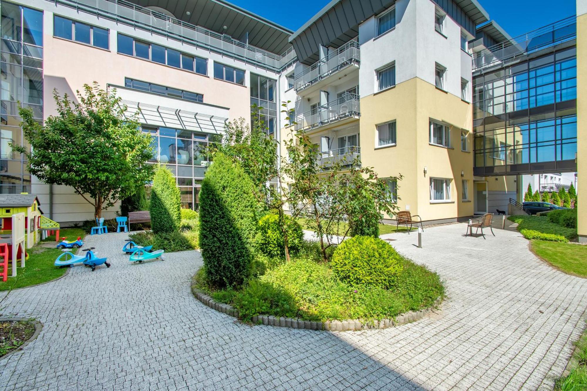Atrium Sarbinowo Na Fali Buitenkant foto