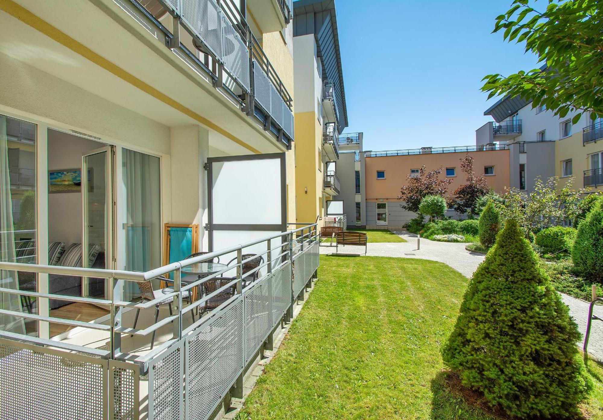 Atrium Sarbinowo Na Fali Buitenkant foto